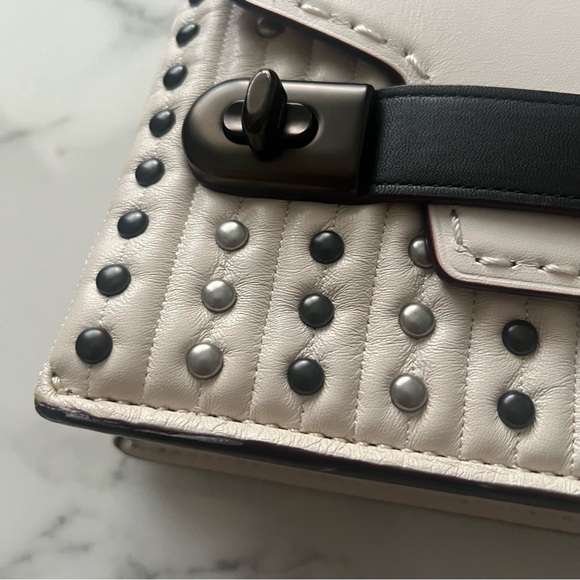 Coach 1941 quilted rivet swagger chain crossbody - Picture 7 of 8